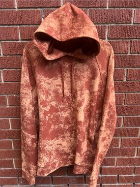 Lululemon Texture Performance Hoodie – Men’s Medium – Oversized Earth Tone Print